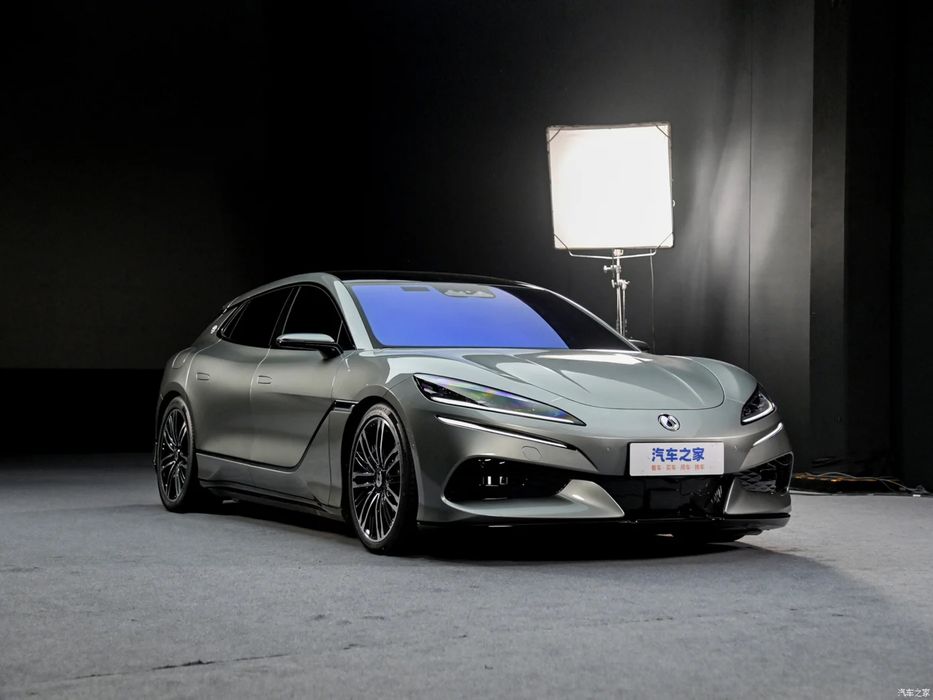Denza Z9 GT под заказ от Terra Auto
