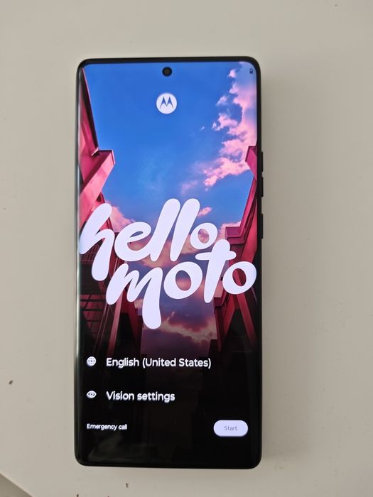 Vând Motorola edge 40 pro