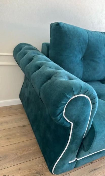 Продам диван срочно