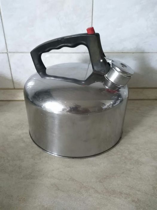 Чайник со свистком