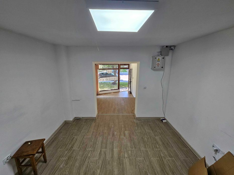 Spatiu comercial Mangalia str Rozelor
