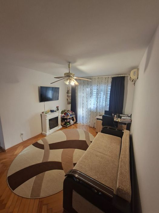 Vând apartament 2 camere