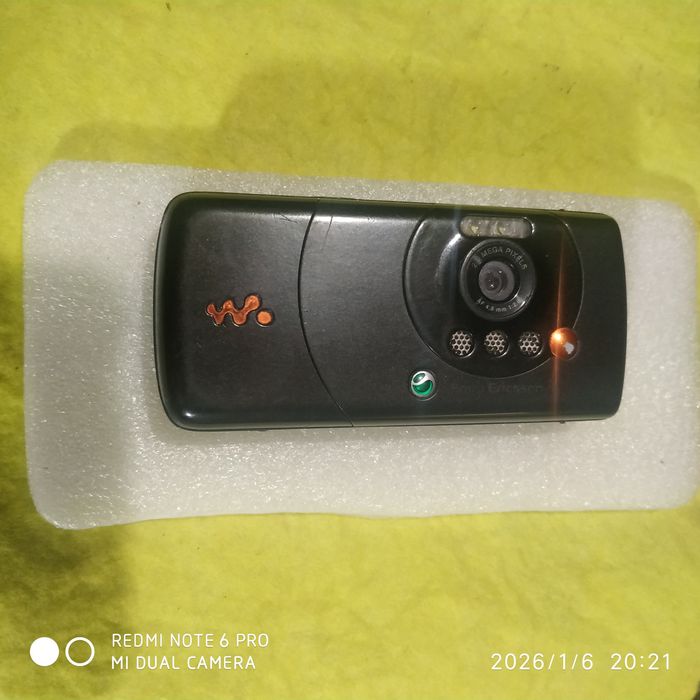 Сони Ериксон W810i  оригинал ретро