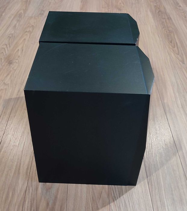 Професионални активни колони Adam P11A