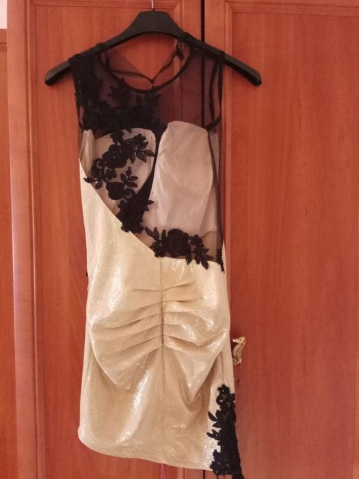 Rochie Chanttal- Auriu cu Negru