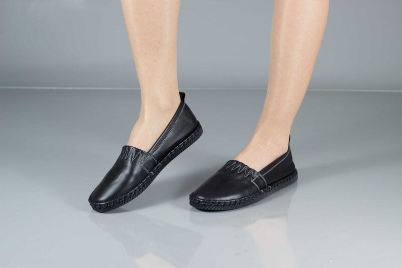 Дамски обувки  Gianni и маратонки Under Armour