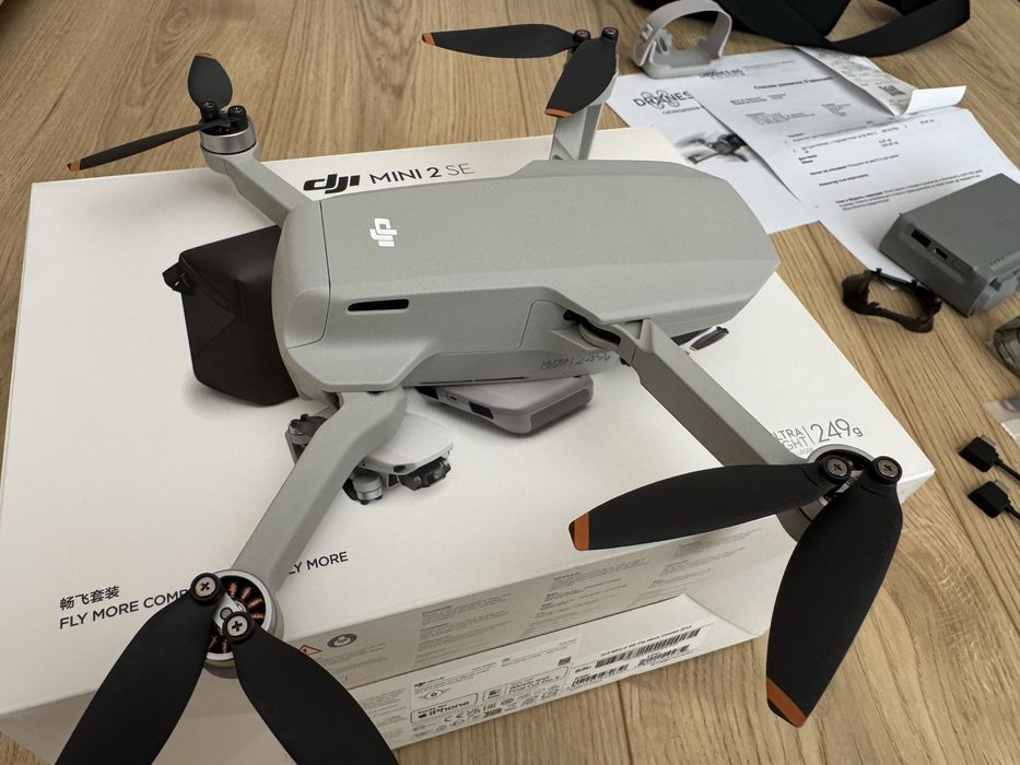 Дрон DJI mini 2 se fly more combo ГАРАНЦИЯ