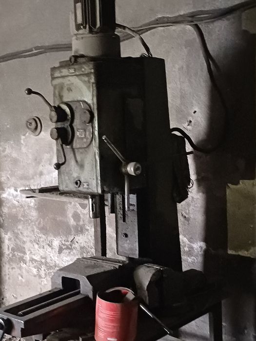 Сверлильные и тачильный станок  продам ,на 380 v