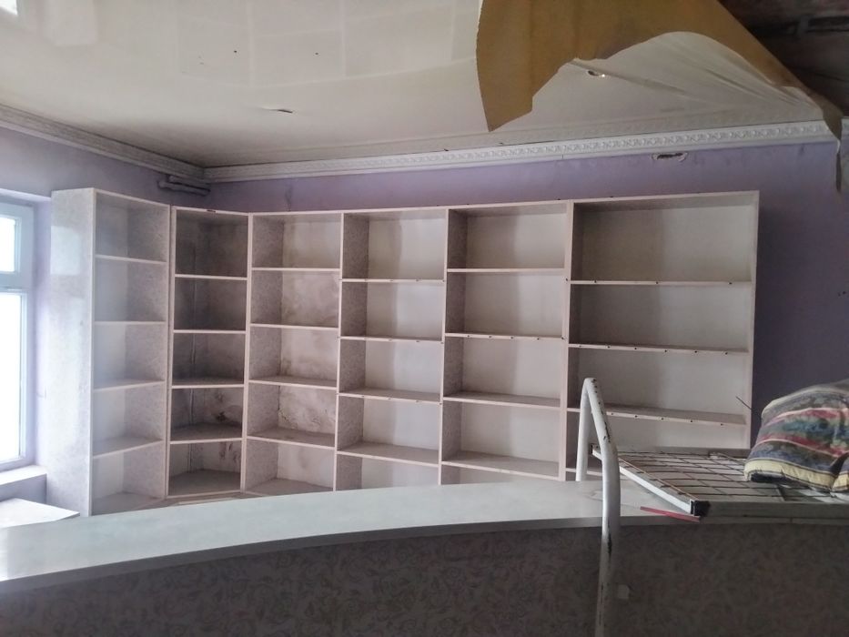 Витрина барная стойка полки