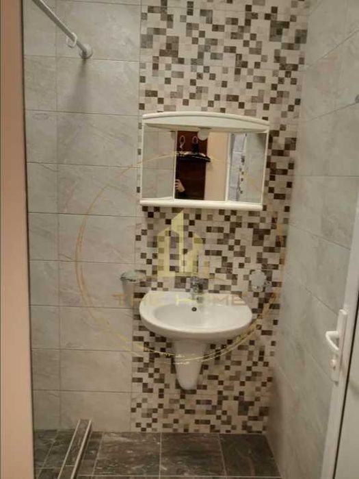 Дава се под наем Двустаен апартамент в Варна, Цветен квартал - 55 кв.м за 350 € - Снимка #7