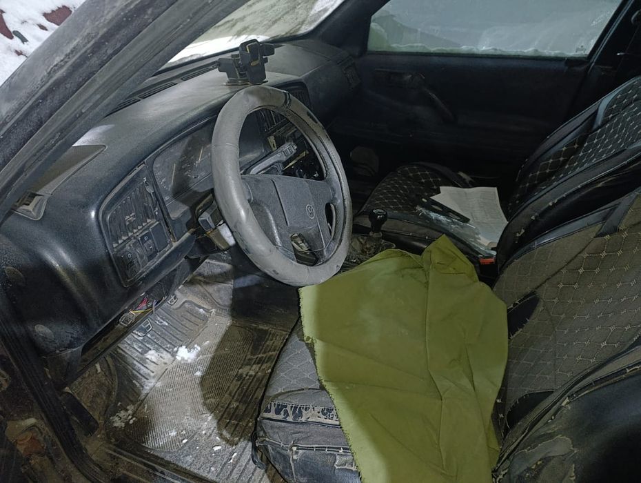 Пассат Б3 по запчастям продаётся