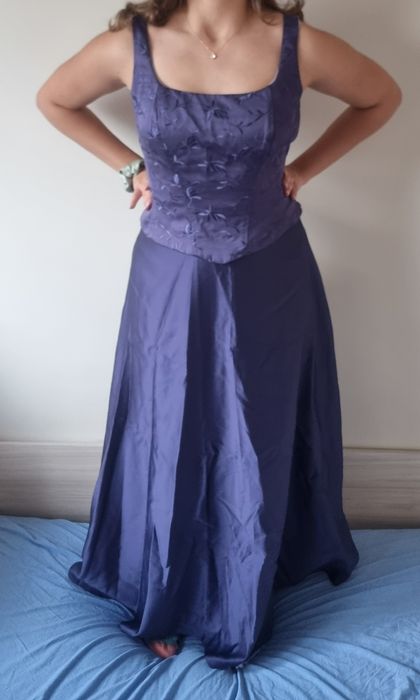 Лилава рокля от две части с корвета, 38