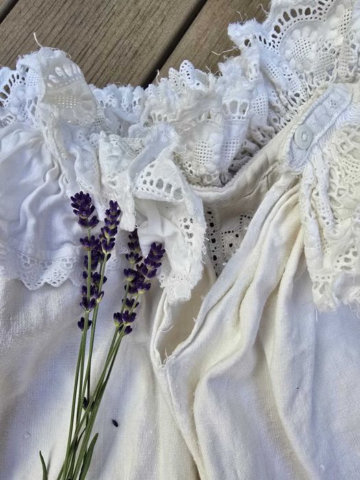 Costume traditionale Ie si spătoi autentice vechi de peste 200 ani zona Beius