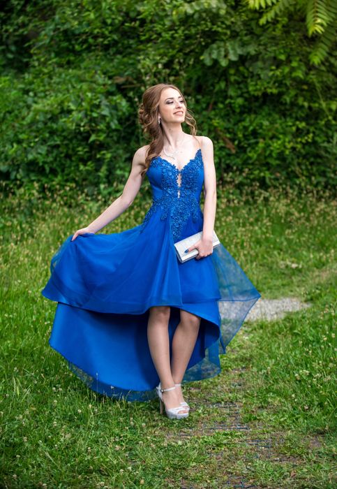 Бална рокля, включени токчета и бижу в комплекта