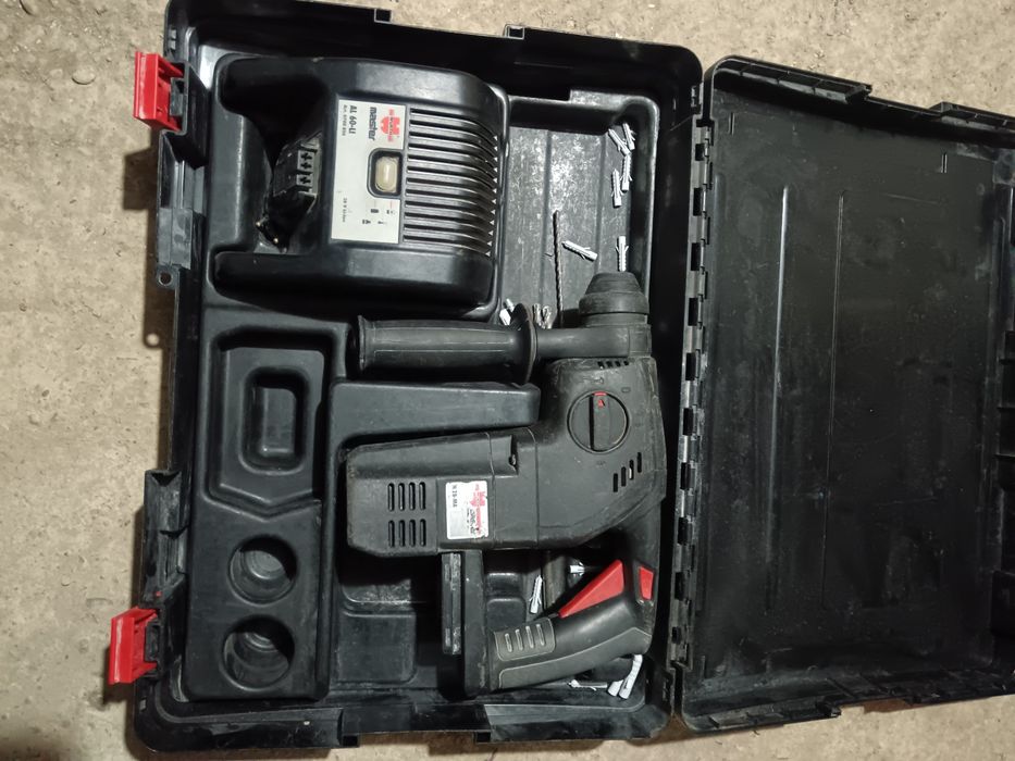 Rotopercutor wurth pe acumulator