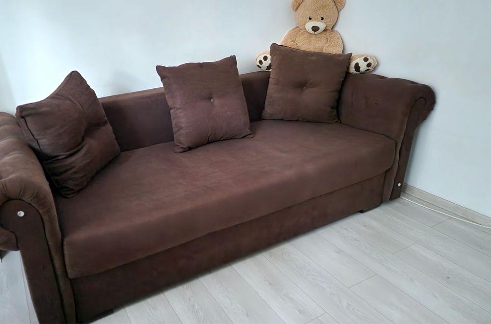 Vand set dormitor(2 dulapuri+1 Canapea)