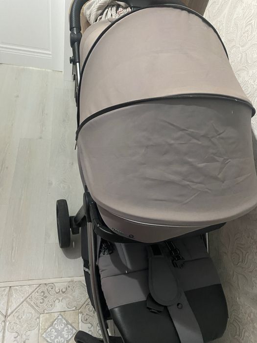 Продам детскую коляску
