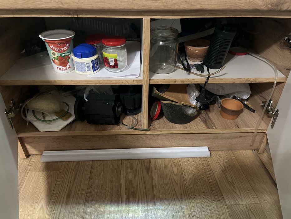 Продам аквариум с тумбочкой