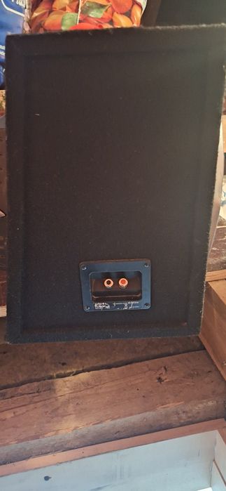 Vând subwoofer Sony Xplod