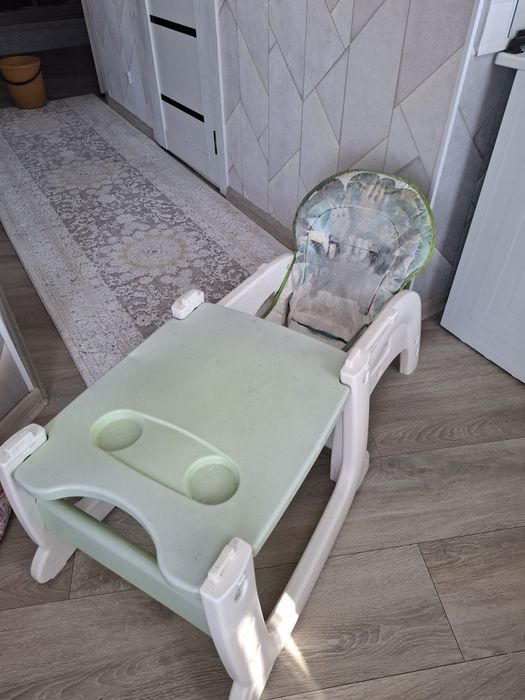 Продам детский стул трансформер