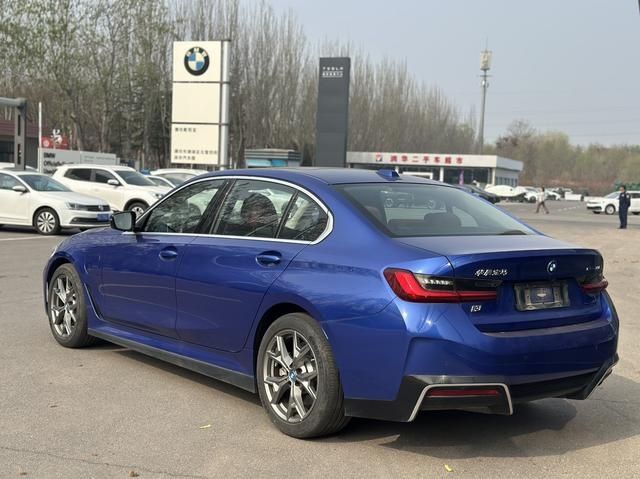 BMW i3 2022 eDrive35L