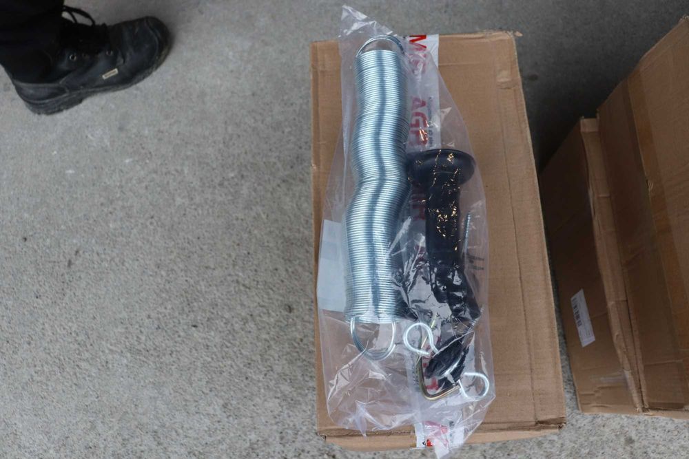 Set maner poarta cu arc si izolatori gard electric