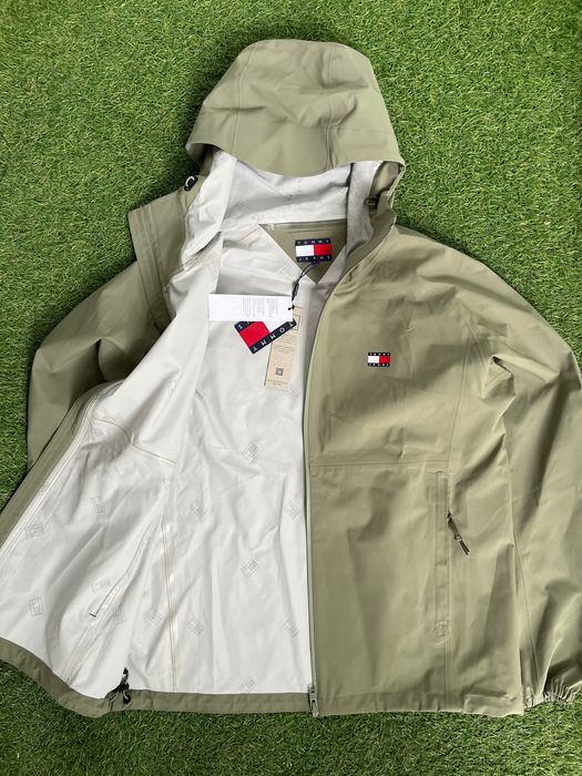 Мъжко яке : Tommy Jeans Zip-Thru Relaxed Windbreaker Beige L