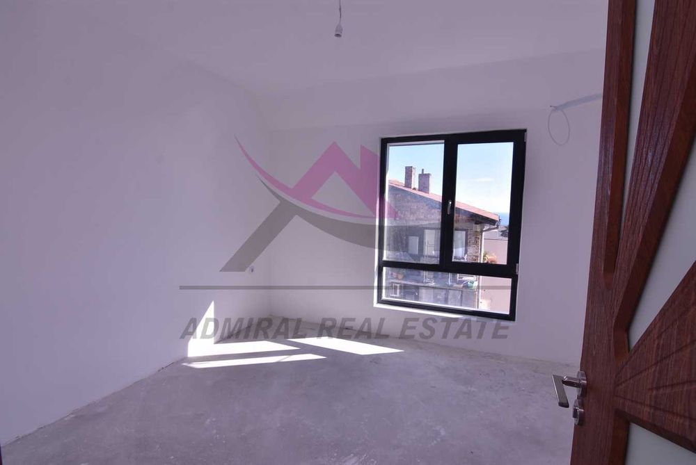 Продава се Четиристаен апартамент в Варна, Виница - 250 кв.м за 551 €/кв.м - Снимка #6