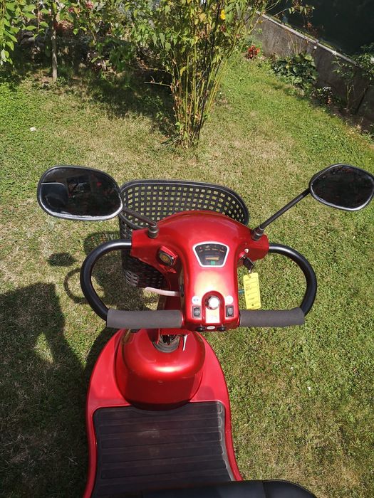 Carucior electric pt persoane cu dizabilitati. Elektra 7000,