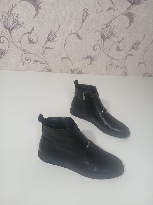 Продаются полусапожки