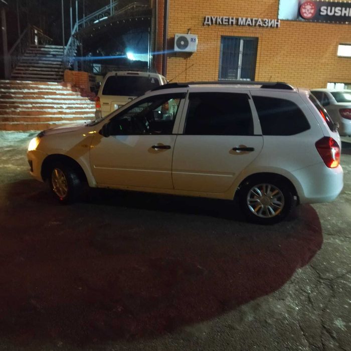 Авто Лада Калина