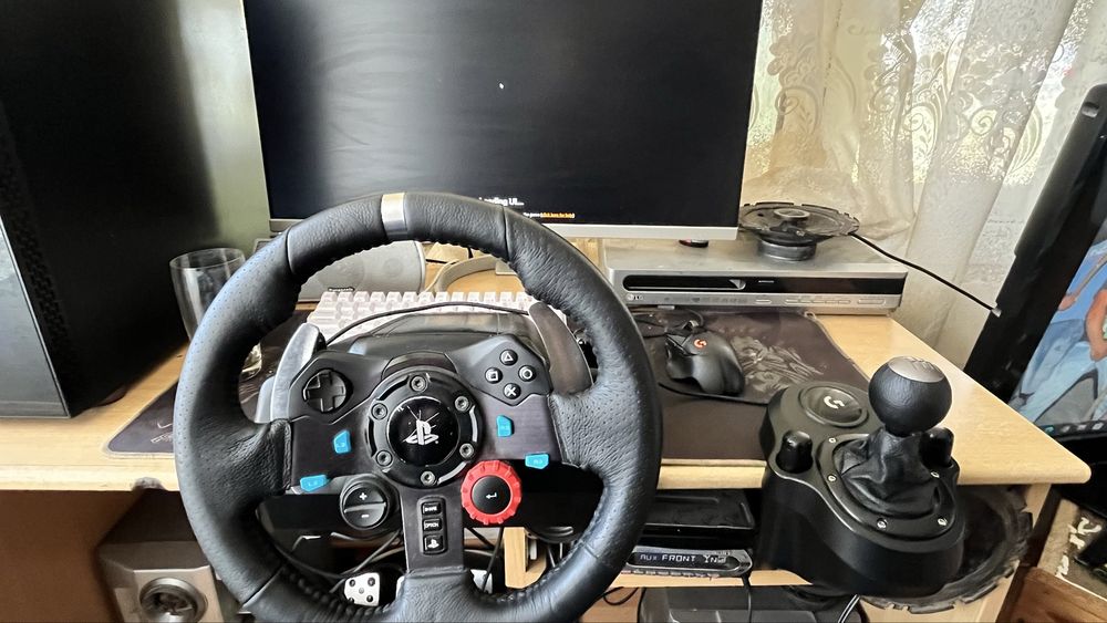 Logitech g29 + shifter волан за игра