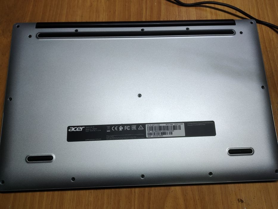 Продам ноутбук Acer Aspire Lite