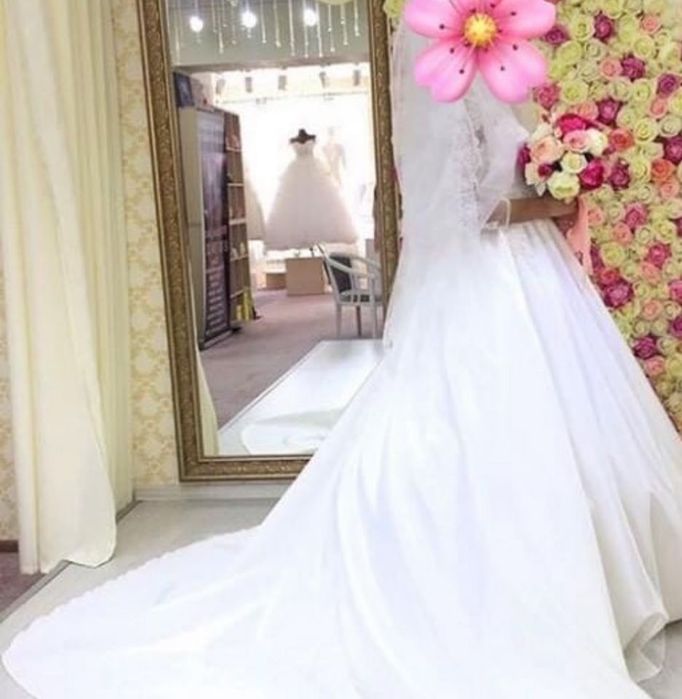 Продам срочно свадебное платье