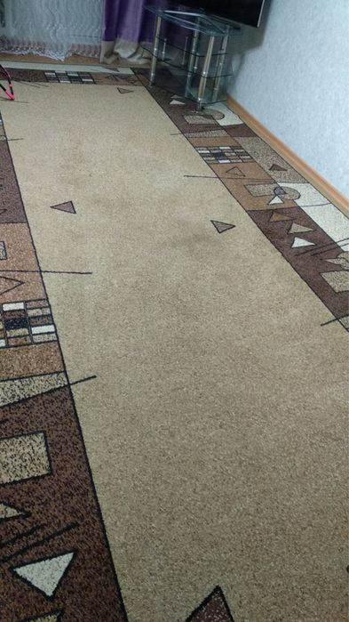 Отдам ковер б/у за символическую цену