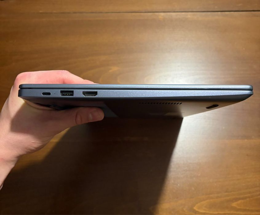 Продавам: Лаптоп Huawei MateBook D 15 (Intel Core i3)
