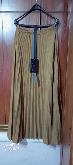 Kastyum yubka plesirovka yubkasi Razmeri XL