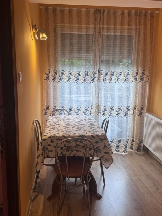 Propietar vând garsoniera .