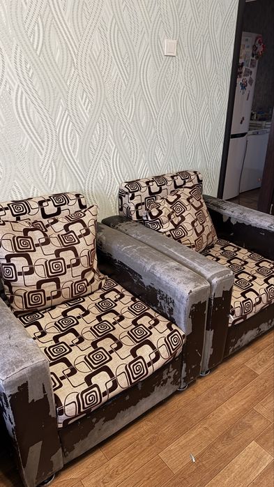 2 кресло отдам даром