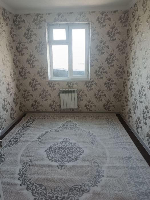 3 xonali 3 tetaj kvartira sotiladi