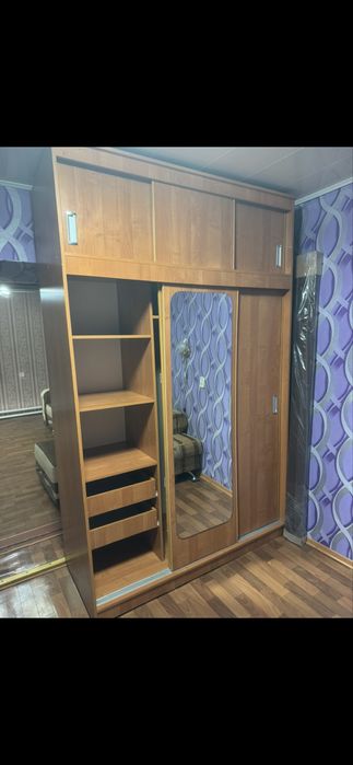 Продам Шкаф-купе б/у