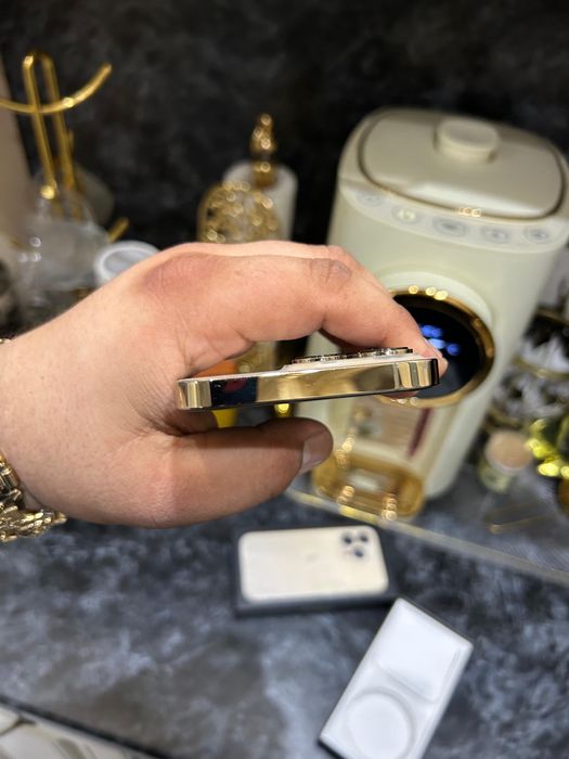 iPhone 13 pro 128GB Gold