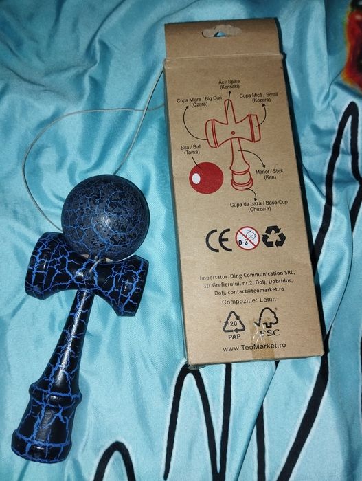 Vând jucării  Kendama X