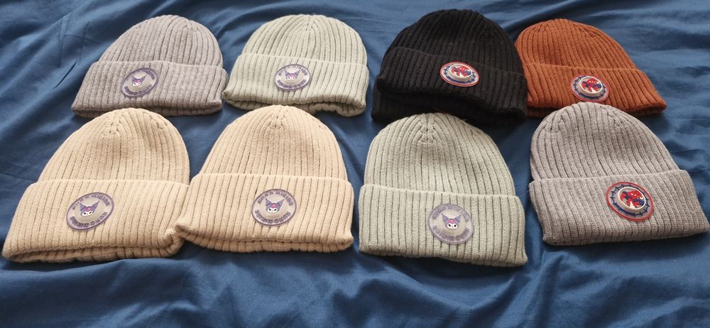 Продаю зимние шапки