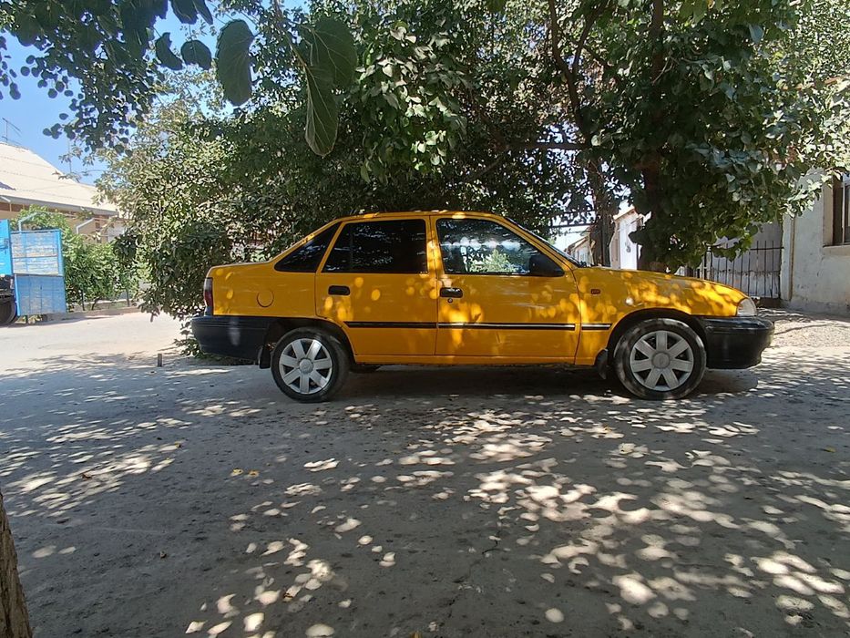 Daewoo Nexia 1 Sotiladi