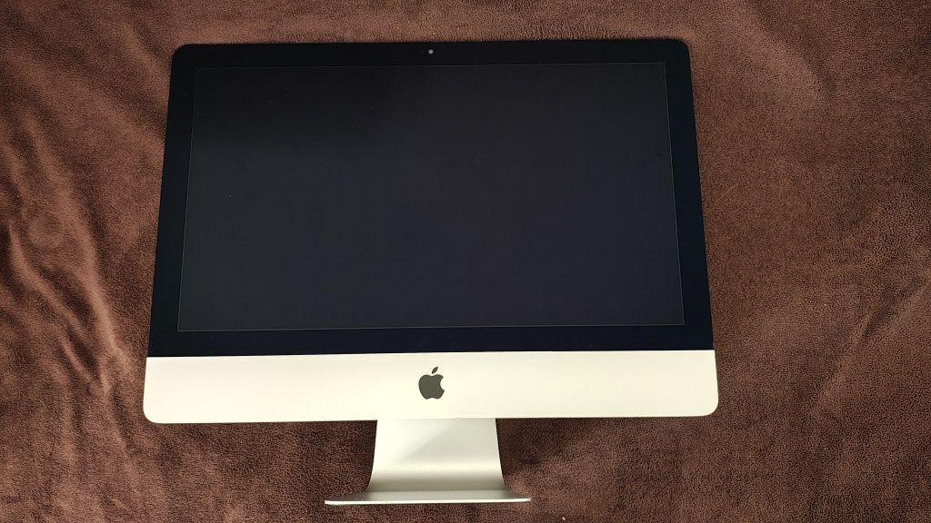 i Mac/21.5イン/2020年core i7/メモリ16GB Apple iMac 21.5