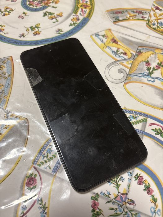 Продам телефон Vivo y17s