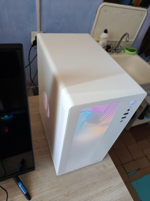 Продам новый компьютер