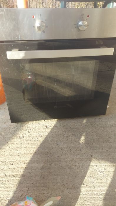 Cuptor Electric studio Casa * 150 ron *