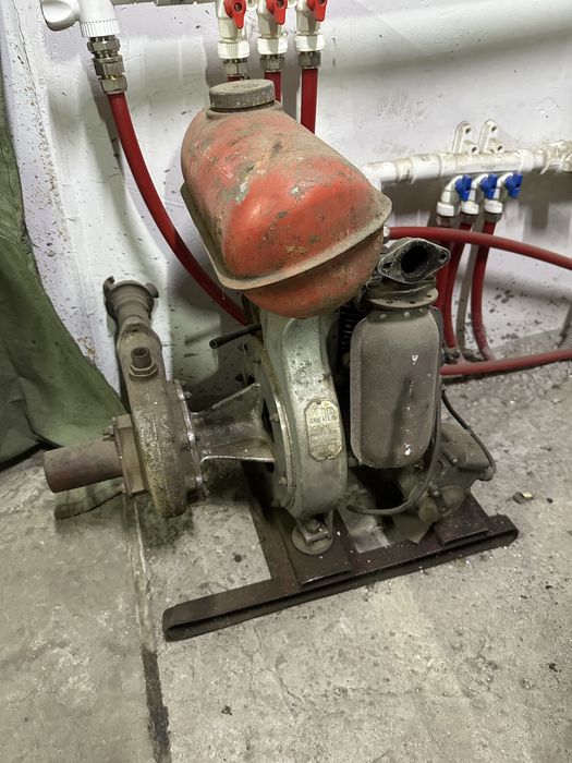 Мотопомпа. Продам.